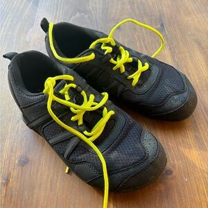 Xeroshoes barefoot athletic great condition black size 8